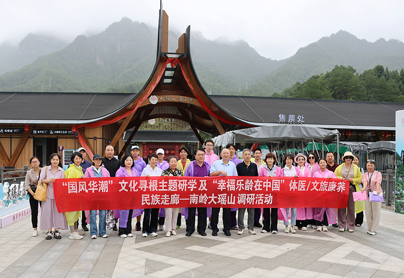 1758687344.jpg 4T8A8218.jpg